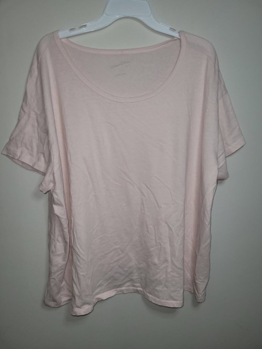Universal Threads 2XL Light Pink Short Sleeve Shirt
